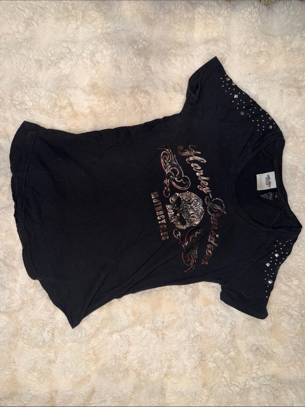 Harley-Davidson Black Tee with Studded Shoulders and Skull Graphic